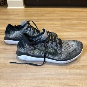 Nike Free Run Shoes Size 8